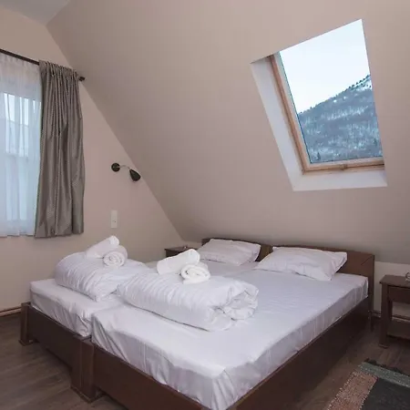 Babin Zab Lodge